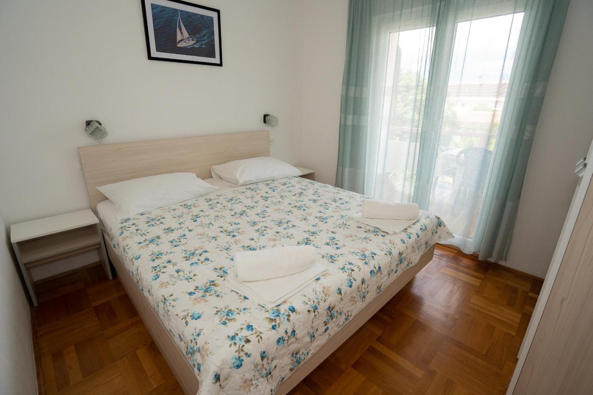 Apartmani Vidusin Novalja Exterior foto