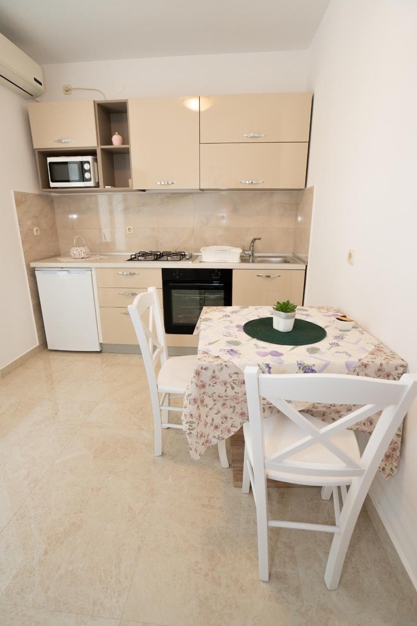Apartmani Vidusin Novalja Exterior foto