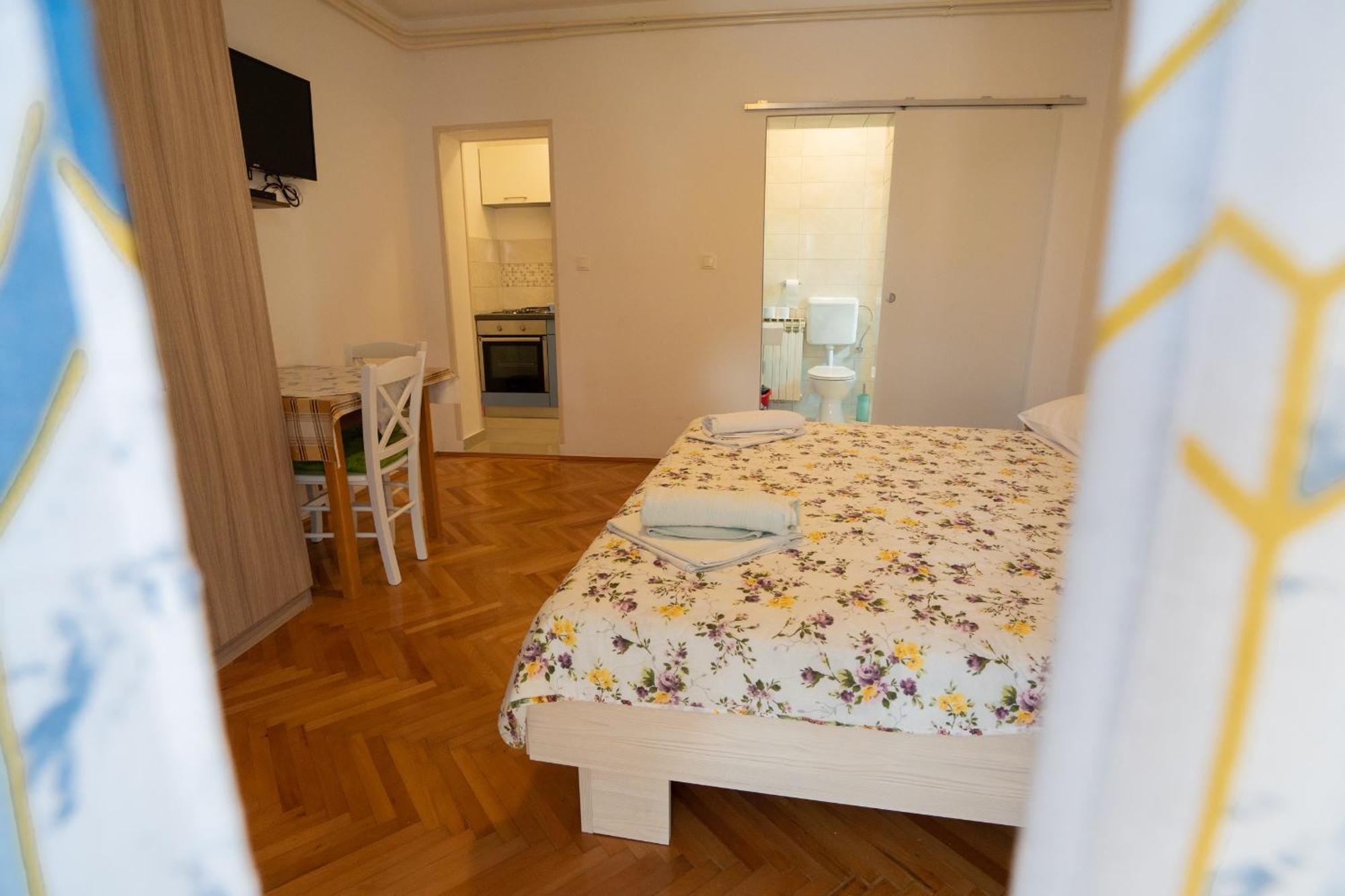 Apartmani Vidusin Novalja Exterior foto